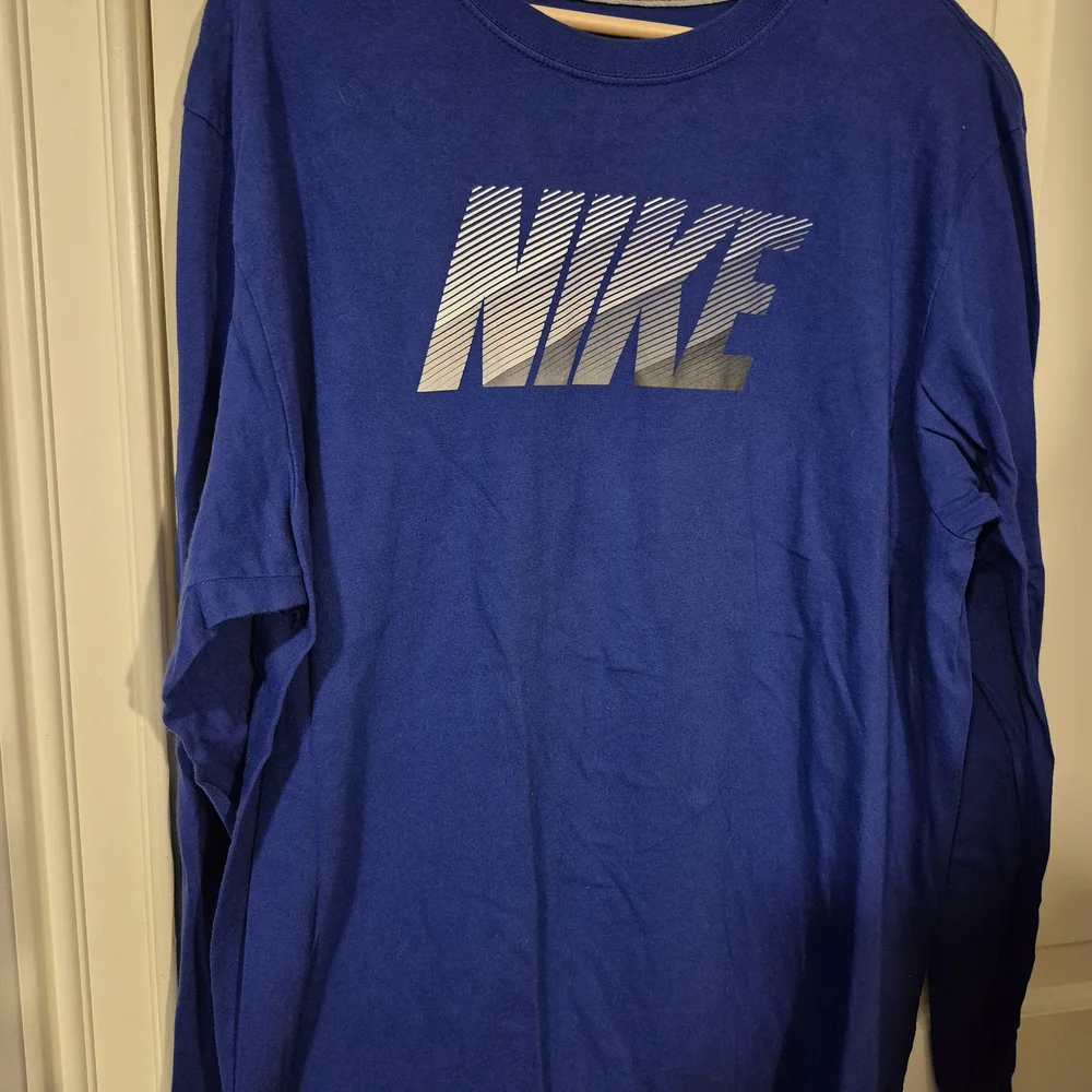 Nike Blue Long Sleeve Shirt with White Accents 1438/325